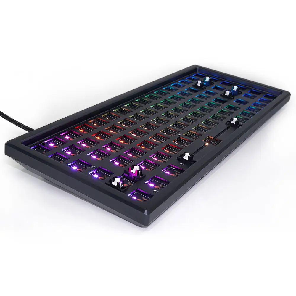 OEM काले वाणिज्यिक यांत्रिक कीबोर्ड 84-कुंजी सीएनसी एल्यूमीनियम मिश्र धातु समर्थन किट पीसीबी गेमिंग कीबोर्ड किट