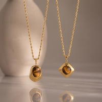 Collier pour femme en acier inoxydable style rétro, design géométrique irrégulier, avec pierre œil de tigre et bambou