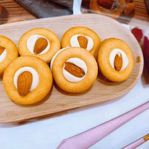 <span class=keywords><strong>Mini</strong></span> Galletas Redondas Crujientes y Deliciosas, Pequeño Snack Ideal para Comer de Forma Informal y para la Hora del Té - Product Image 4