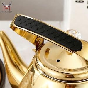 <span class=keywords><strong>Teiera</strong></span> di Lusso Personalizzata con Logo, in Acciaio Inox Dorato con Finitura Diamantata, per Fornelli <span class=keywords><strong>a</strong></span> Gas e <span class=keywords><strong>Induzione</strong></span>, Adatta per Hotel e Uso Domestico - Product Image 6