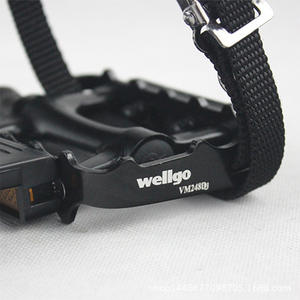 Pédales Wellgo M248 noires en alliage d'aluminium avec roulements à billes, pour vélo de route à pignon fixe, antidérapantes avec sangles de maintien pour les pieds - Product Image 4