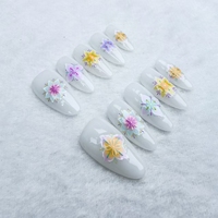 Uñas artificiales Flores pintadas en forma de almendra uñas hechas a mano de alta calidad y reutilizables