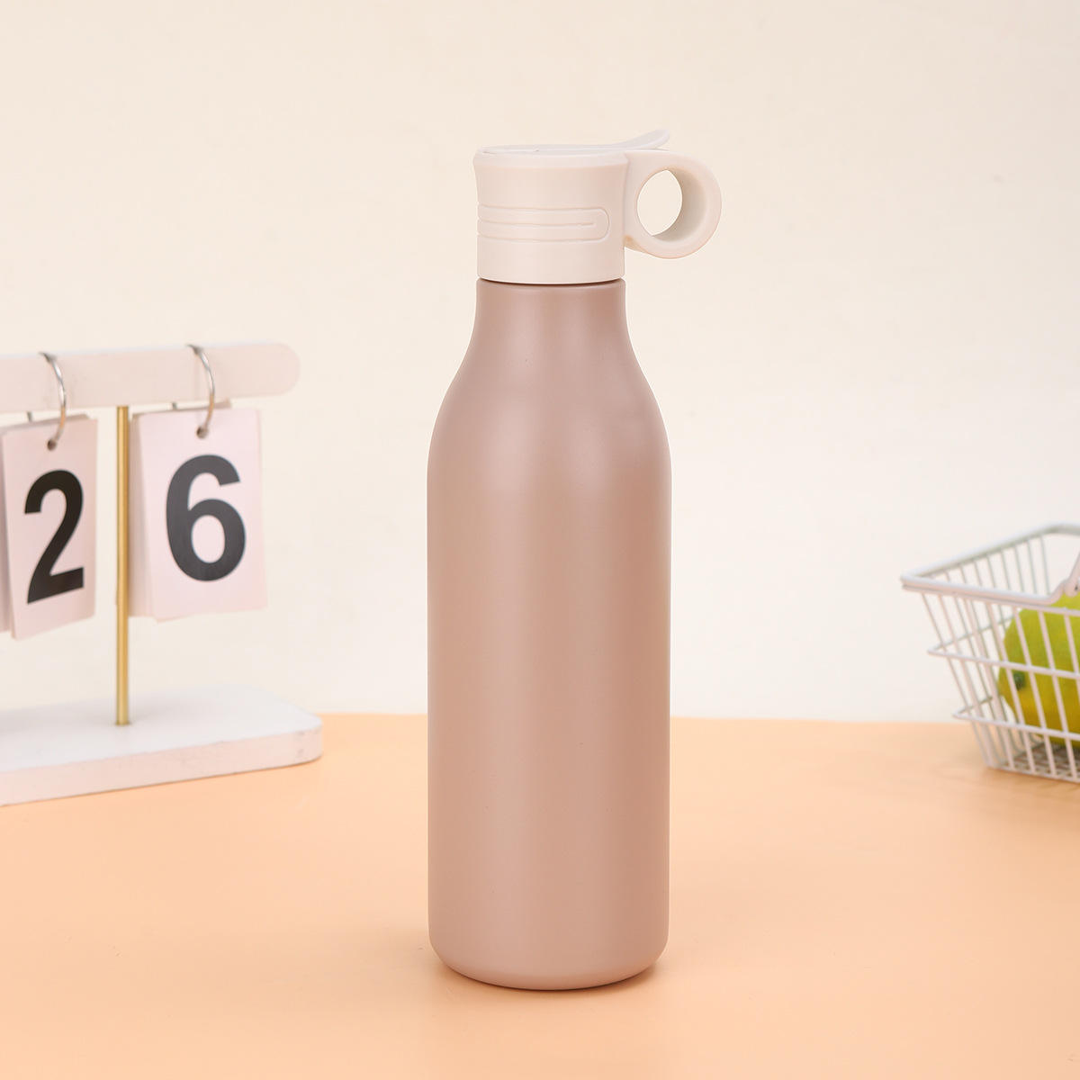 สีน้ำตาล