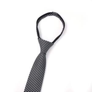 Corbata de Sarga Negra y Blanca Tiyo para Hombre, Sin Nudo, Estilo Minimalista, Accesorio para el Lugar de Trabajo, Antipilling, 100% Poliéster D1908 - Product Image 3