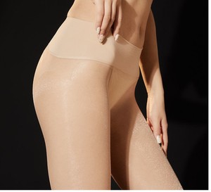 महिला अल्ट्रा शिमर टाइट्स ग्लैटर पतली पारदर्शी चमकदार निर्बाध पैंटीहोज टाइट्स - Product Image 3