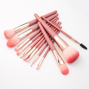 12 Pcs Wooden Handle Makeup Brush Set Soft Synthetic Cosmetic Brushes Custom Luxury Beauty <b>Tool</b> <b>Kit</b> - Product Image 6