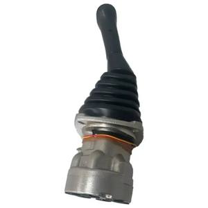 Pièce de machines de construction de manette de poignée de levier d'opération hydraulique d'excavatrice universelle pour des modèles d'excavatrice - Product Image 2