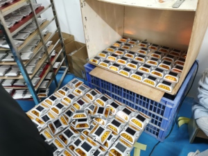 Marcadores Solares para Pavimento con Garantía de Marca, Resistentes al Agua IP68, con Batería de Litio, Reflectantes Tipo Ojo de Gato - Product Image 2