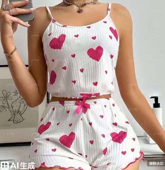Blanco + corazón rosa