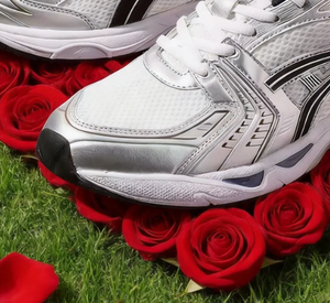 Zapatillas Deportivas Casuales de Baloncesto Transpirables Color Verde Bosque con Logotipo Personalizado y Nuevo Diseño para Unisex - Product Image 3