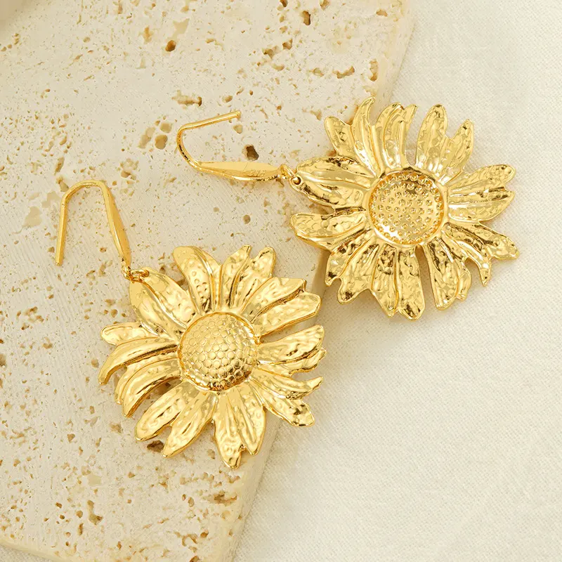 Fashion Gold Plated Stainless Steel Waterproof Jewelry Sun Flower Pendant earrings for women and girls for wedding and party