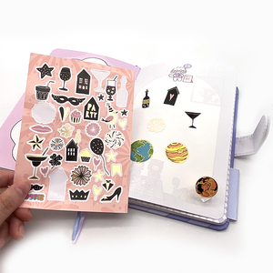 Tùy Chỉnh Kích Thước In Phim Hoạt Hình <span class=keywords><strong>PVC</strong></span> Chết Cắt Dính Sticker Tấm Không Thấm Nước Có Thể Tháo Rời Nụ Hôn Cắt Vinyl Cho Thủ Công Sử Dụng - Product Image 6