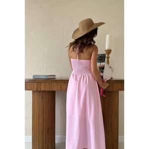 ชุดเดรสผ้าลินินสีชมพูแบบเปิดหลัง สายเดี่ยวเอวสม็อค ทรงเอไลน์ ระบายอากาศได้ดี เหมาะสำหรับวันหยุดและงานเฉลิมฉลอง สไตล์ลำลอง - Product Image 2