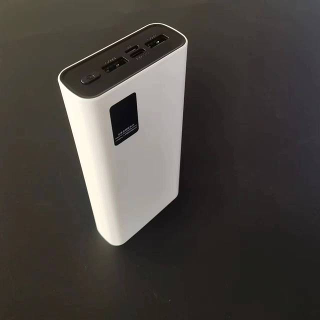 Super Fast Charge Custom Brand logo 2 Usb Type c Power Bank 20000mha