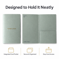 Porte-carte-clé d'hôtel en papier texturé estampé à chaud avec poche d'accès et options de couleur personnalisées pour l'hôtellerie