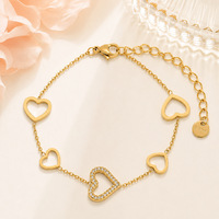 Bracelet OZE en acier inoxydable, motif cœur ajouré, entièrement orné de diamants, élégant et tendance pour femme de bureau, plaqué or 18 carats