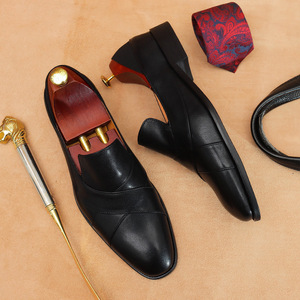 รองเท้าบูทเชลซีหนังแท้สีน้ำตาลสไตล์อังกฤษคลาสสิกปี 2025 สำหรับผู้ชาย แบบหุ้มข้อสูง กันน้ำ เหมาะสำหรับฤดูใบไม้ร่วงและฤดูหนาว สวมใส่สบาย - Product Image 5