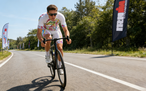 Combinaison de triathlon une pièce à séchage rapide, personnalisable avec logo, pour hommes et femmes athlètes, triathlètes professionnels, cyclisme, course à pied, natation - Product Image 6