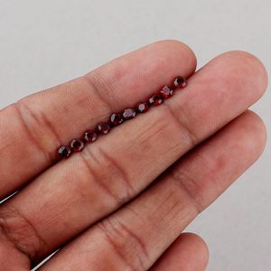 YASHEE Granate Rojo Natural de 4 mm, Corte Brillante Redondo, Piedra Calibrada para Joyería - Product Image 2