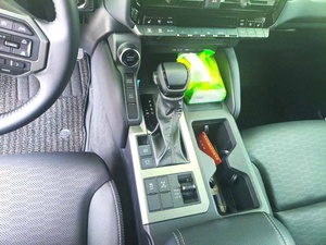 Toyota <span class=keywords><strong>Prado</strong></span> 2026 HEV 2.4T <span class=keywords><strong>TX</strong></span> 5 places 4x4 SUV Prêt à l'exportation Peinture d'origine FOB - Product Image 5