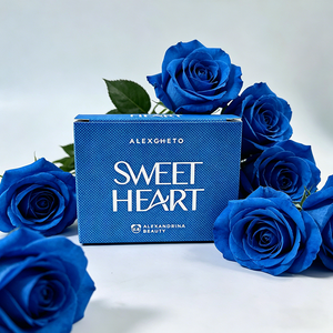Scatole Regalo Blu Personalizzate, Scatole di Imballaggio in Carta Texturizzata per Cosmetici e Regali a Tema Cuore - Product Image 1
