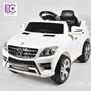 Xe Hơi DC Mandate Benz ML350 6V Giá Rẻ Chạy Xe Điện Điều Khiển Từ Xa Lớn 10 Tuổi Với Màu Đen Trắng Đỏ - Product Image 2