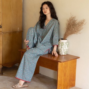 <span class=keywords><strong>Pigiama</strong></span> Estivo <span class=keywords><strong>in</strong></span> Puro Cotone <span class=keywords><strong>Jersey</strong></span>, Set con Maniche Corte e Pantaloni Lunghi, Elegante e Comodo con Elastico <span class=keywords><strong>in</strong></span> Vita per Signore - Product Image 1