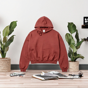 Sudadera con Capucha Corta Unisex, Oversize, Roja, de Algodón French Terry, Estilo Casual para Otoño - Product Image 2