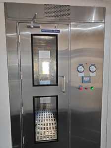 Automatic Stainless Steel Air <b>Shower</b> <b>System</b> Double Door Interlock for Pharmaceutical Cleanrooms - Product Image 1