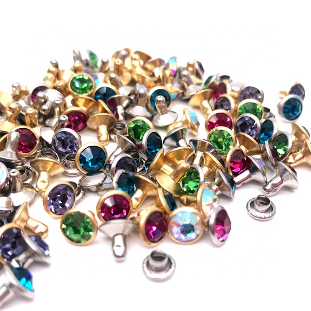 Floral Pattern Rivets: Enhance Fashion Designs with Decorative Hardware