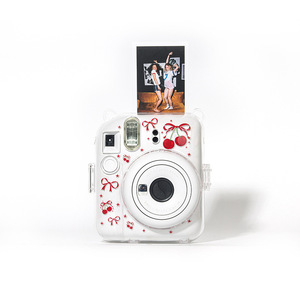 Étui de protection transparent antichoc et anti-poussière Yoshanda avec sangle réglable pour appareil photo Fujifilm <span class=keywords><strong>Instax</strong></span> <span class=keywords><strong>Mini</strong></span> 12, motif cerise et nœud mignon - Product Image 5