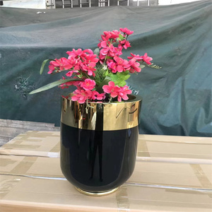 Vase rond doré de style royal européen de luxe, pot de fleurs pour la maison, le bureau, la décoration intérieure - Product Image 4