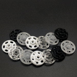 Trong Suốt Vô Hình Nút Cho Phụ Nữ Áo 10Mm Thân Thiện Với Môi Có Thể Tái Chế Pet Nhựa Nhỏ Tùy Chỉnh <span class=keywords><strong>Snap</strong></span> Nút Sản Xuất - Product Image 4