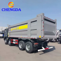 Camion benne SINOTRUK HOWO TX 8x4 12 roues LHD Euro 2 Diesel 30 tonnes d'occasion en bon état à vendre