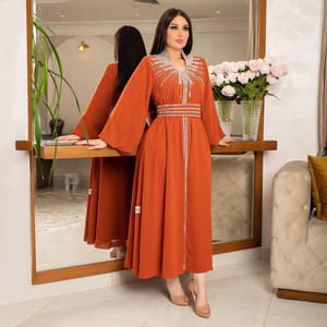 Vente en gros 2023 Nouvelle mode Diamants Dubaï Femmes Abaya <span class=keywords><strong>Caftan</strong></span> Robes musulmanes Femmes Dame Robe de soirée élégante Robes <span class=keywords><strong>caftan</strong></span> - Product Image 3
