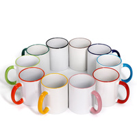 Lot de tasses à café en céramique avec bordure et anse de couleurs assorties – Offre de gros commerciale pour achats en vrac