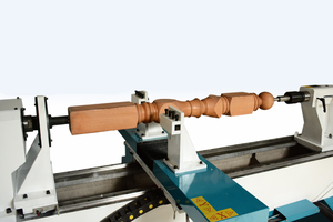 <span class=keywords><strong>Torno</strong></span> CNC para <span class=keywords><strong>Madera</strong></span> <span class=keywords><strong>Económico</strong></span> 1503S con Diámetro de Giro de 300 mm y Voltaje Personalizado - Product Image 3