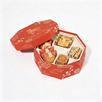 Emballage cadeau de biscuits octogonaux du Nouvel An lunaire de haute qualité, boîte rigide en deux parties de qualité alimentaire faite à la main avec insert en plastique