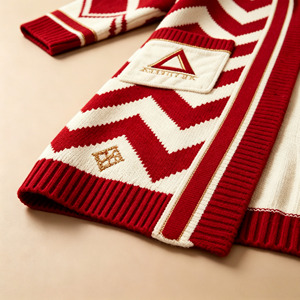<span class=keywords><strong>Cardigan</strong></span> in Maglia Rosso <span class=keywords><strong>con</strong></span> <span class=keywords><strong>Collo</strong></span> <span class=keywords><strong>a</strong></span> <span class=keywords><strong>Scialle</strong></span> e Motivo, Lunghezza Media, Manica Lunga, per Donna, Maglione Ricamato per Gruppi e Confraternite, Capospalla - Product Image 6