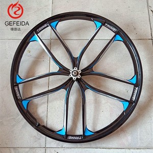 Nouveau jeu de roues fendues 700C de haute qualité à cinq engrenages fixes 24 "26 / 27.5in alliage de magnésium 10 <span class=keywords><strong>roue</strong></span> de vélo à <span class=keywords><strong>3</strong></span> rayons intégrée - Product Image 4