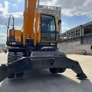 Vente flash : Mini-excavatrice sur roues Hyundai 210W-9 avec moteur et boîte de vitesses, haute efficacité, garantie 1 an - Product Image 6