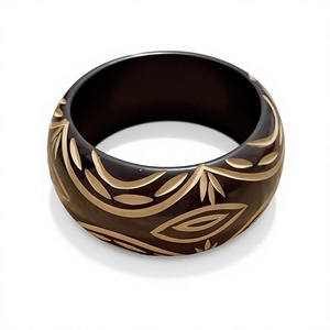 Bracelet en céramique et résine à motif de cœurs de qualité supérieure, style romantique unique, fait à la main, bijoux unisexes, bracelets de mariage pour femme - Product Image 2