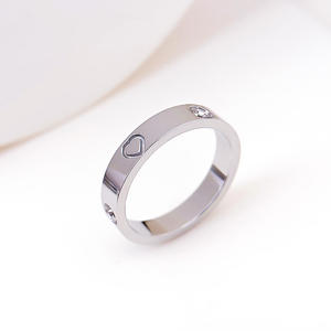 Hot Selling Mannelijke Vrouwelijke Koppels Luxe Sieraden Titanium Roestvrij Staal Zirkoon Diamant Klassieke Schroef Hart Ring - Product Image 5
