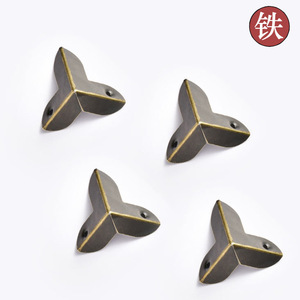 Small Bronze Iron <b>Corner</b> <b>Protector</b> 22x22x31mm For Furniture Box Edge Protection - Product Image 4