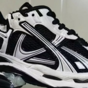 Chaussures décontractées de style basket-ball, à semelles épaisses, tendance et à la mode, vente en gros d'usine. Respirant et confortable. - Product Image 3
