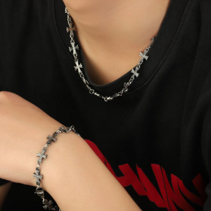 Ensemble de bijoux unisexe style punk avec bracelet et collier en patchwork brodé pour homme – Idéal comme cadeau - Product Image 2