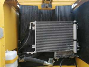 Oferta caliente: Excavadoras Komatsu PC220-8, PC200-8, PC210-8 usadas en venta – Equipos de construcción duraderos y eficientes - Product Image 6