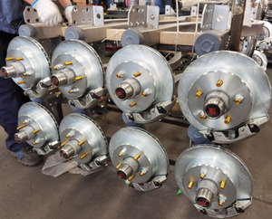 Eje de <span class=keywords><strong>torsión</strong></span> con freno de disco hidráulico en V de alta calidad estilo americano, superventas, para remolques de barcos y piezas de remolque - Product Image 5