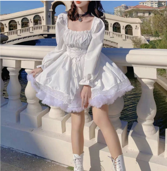 Vestido de corsé gótico: moda elegante y sexy de inspiración vintage