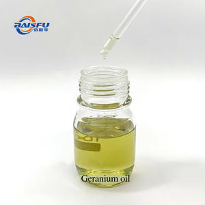 Aceite de Geranio 100% Premium, Complejo Floral-Herbáceo, Aceite Equilibrante para Cuidado de la Piel, Perfumería y Aromaterapia - Product Image 3
